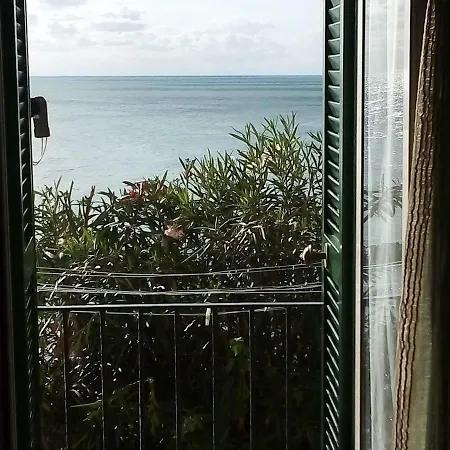 La Piccola Casa Sulla Scogliera Apartamento Vieste